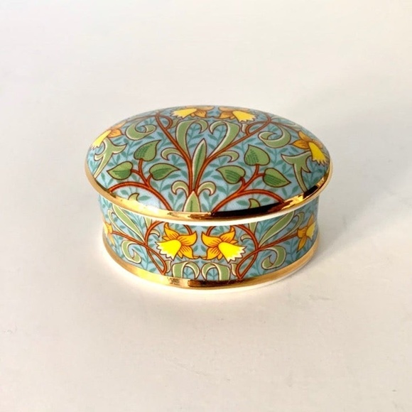Museum Collection Daffodil Small Oval Trinket Box - Picture 12 of 12